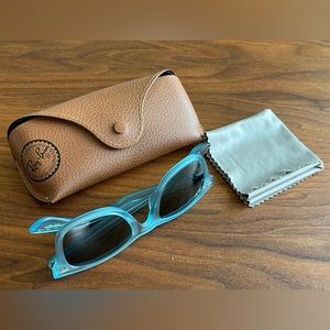 Ray-Ban Wayfarer Ice Pop Blueberry Sunglasses RB2140